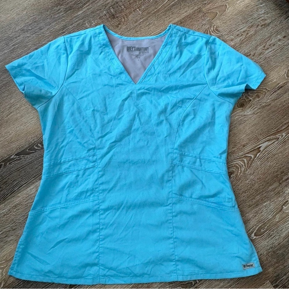 Barco Uniforms Women’s V-Neck Scrub Top - Grey’s Anatomy